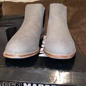 Gray Chelsea Boots - Steve Madden